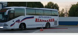 Autoescuela Riansares bus
